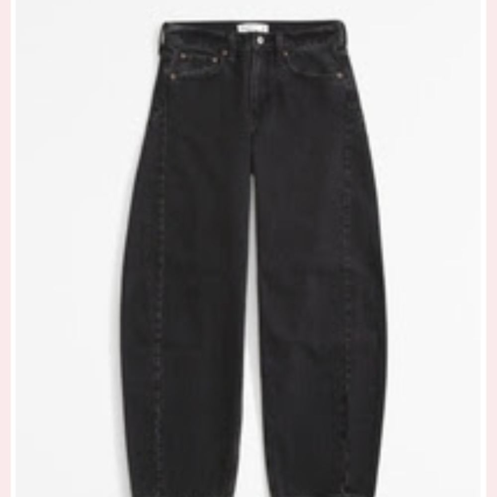 Abercrombie NWT Barrel Mid-rise Jeans